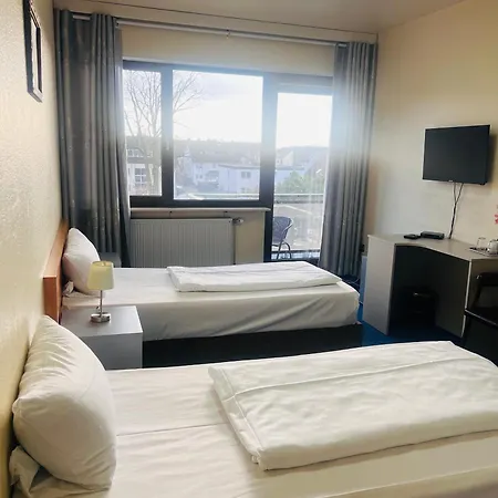 Otel Am Flughafen Köln