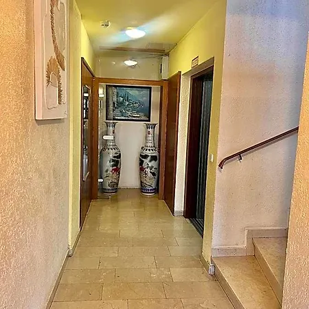 أم فلوغهافين فندق كولونيا