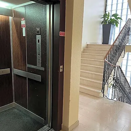 أم فلوغهافين 3* كولونيا