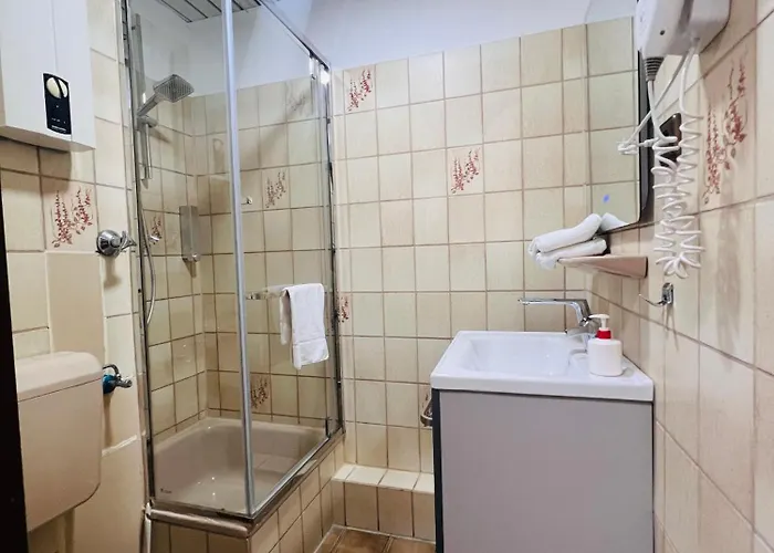 Am Flughafen 3* Köln