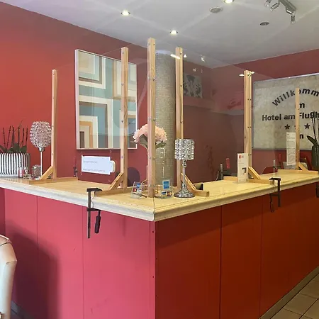 Am Flughafen 3* Κολωνία