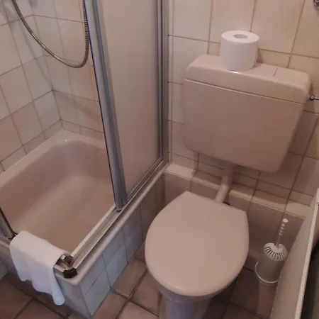 Am Flughafen Ξενοδοχείο